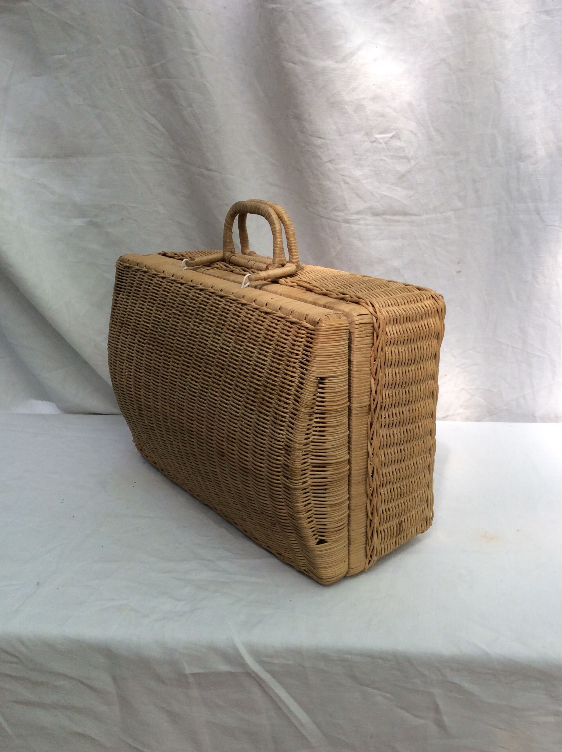 Vintage wicker case