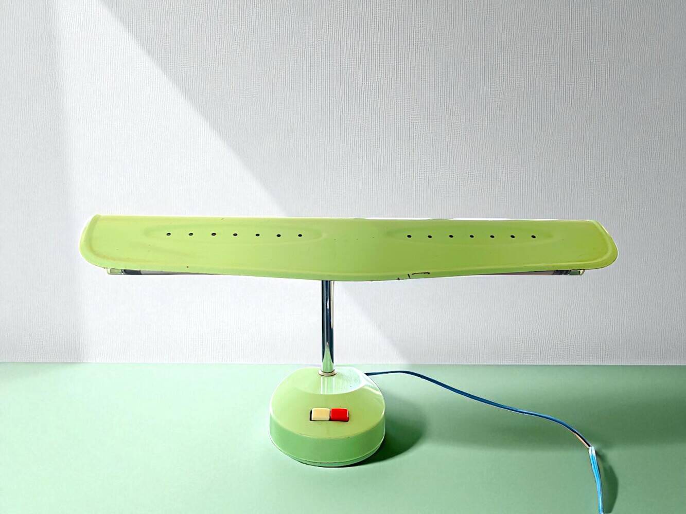 Fluorescent green office desk lamp