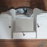 Bathroom wall cabinet