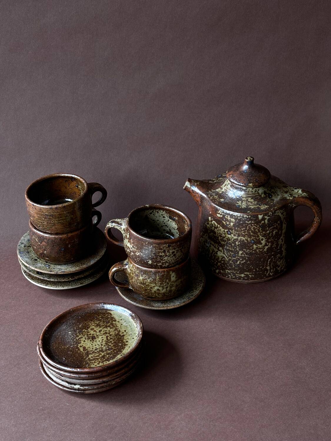 Stoneware tea set