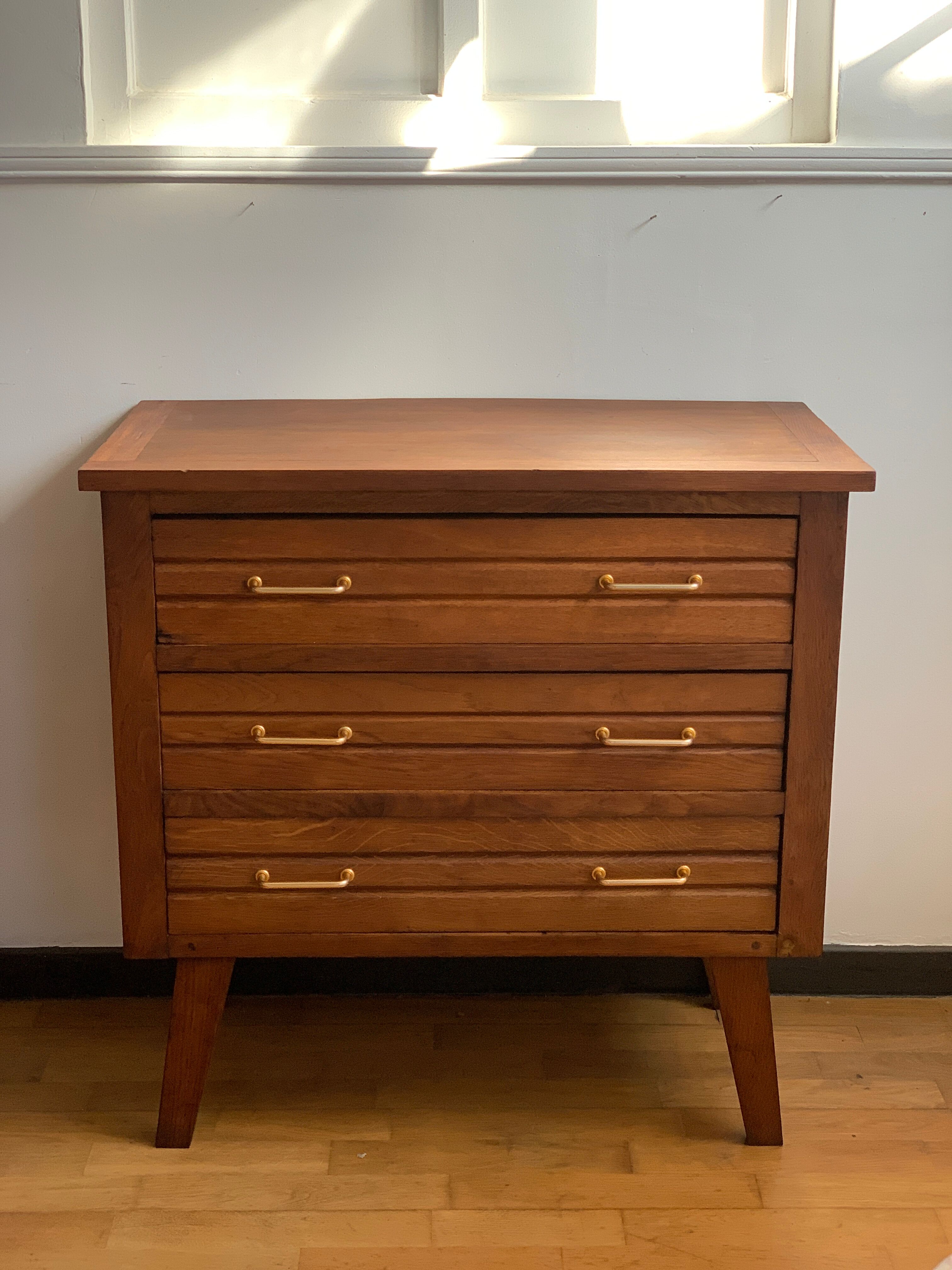 Vintage chest of drawers