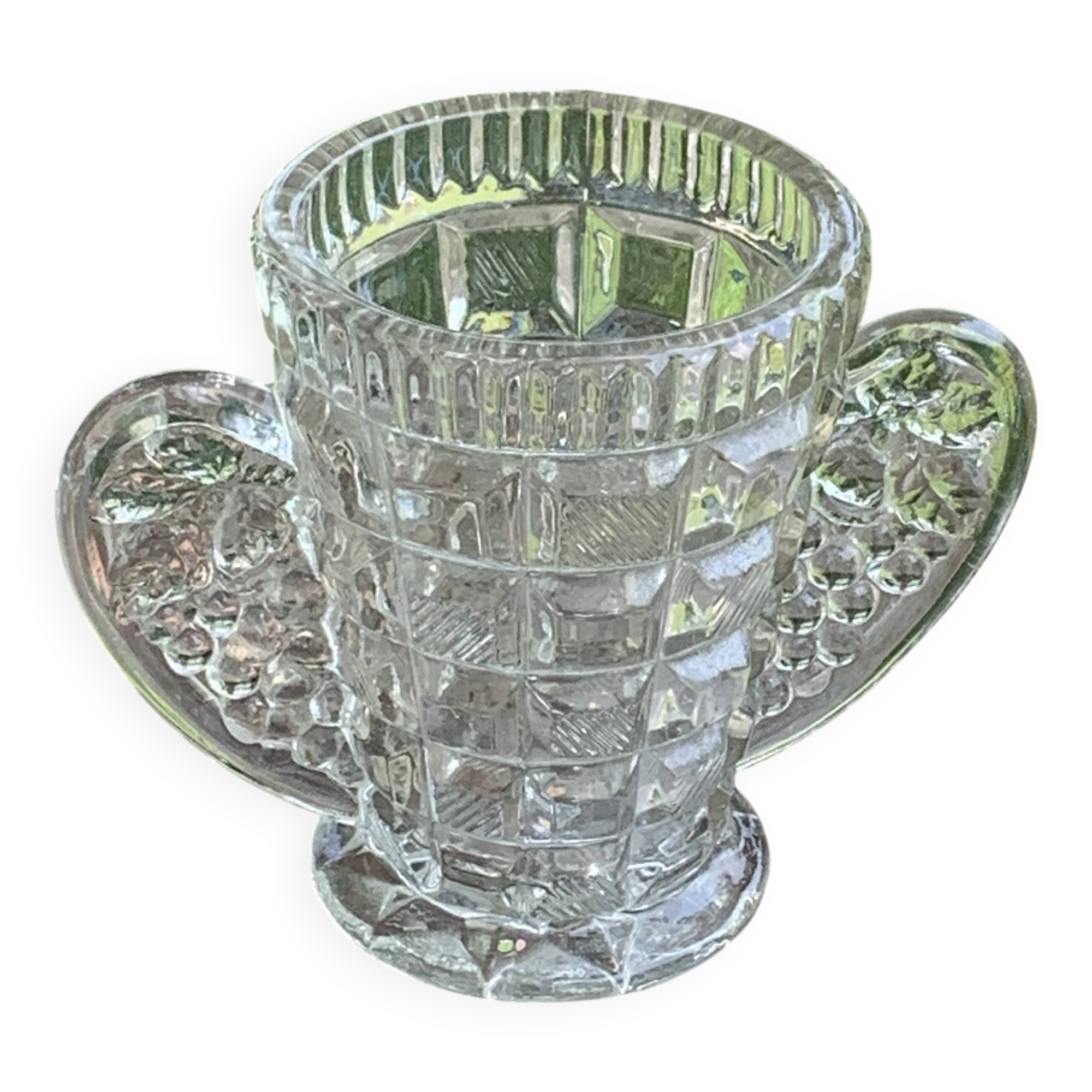 Angel wings vase, in transparent glass with art deco relief pattern