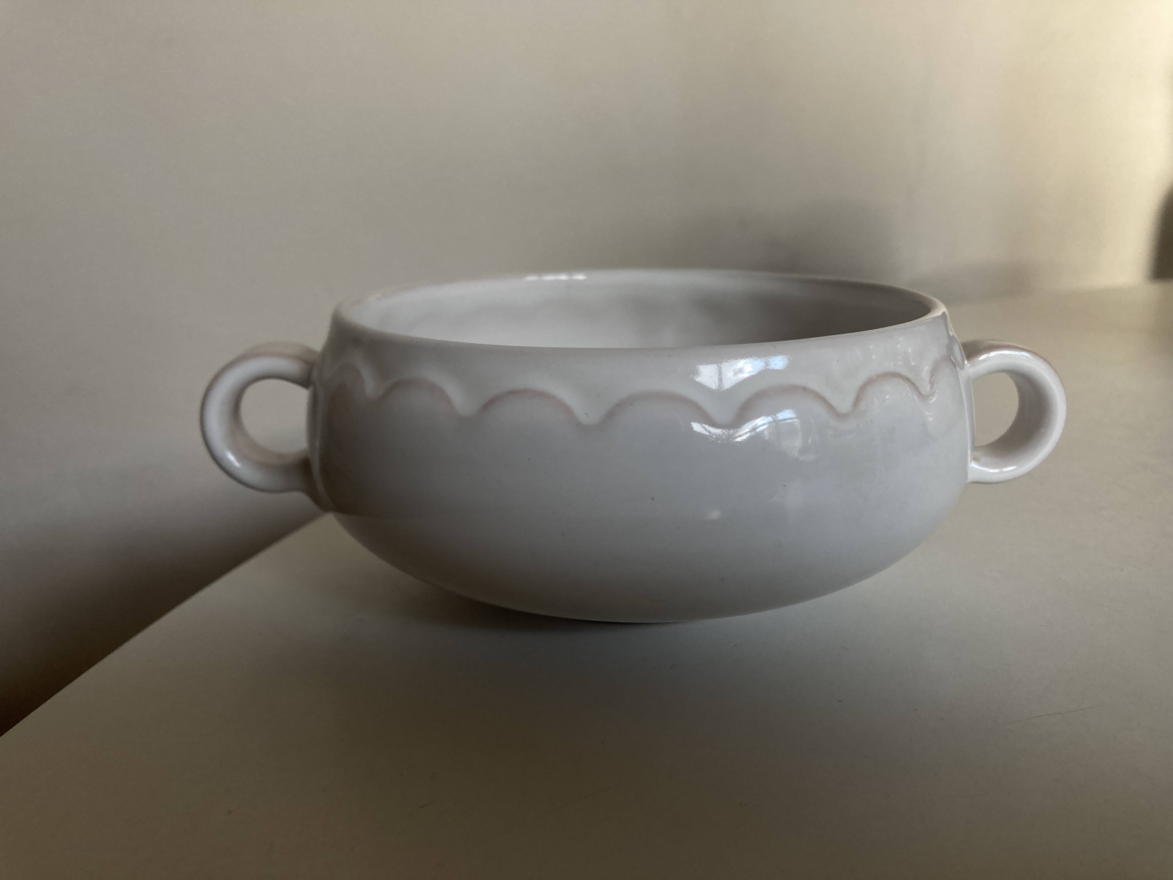 Set of 10 hollow Festons ear bowls by Pierre Motton for Gien 1970