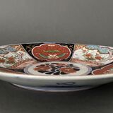 Large porcelain dish of Imari XIXth floral decoration