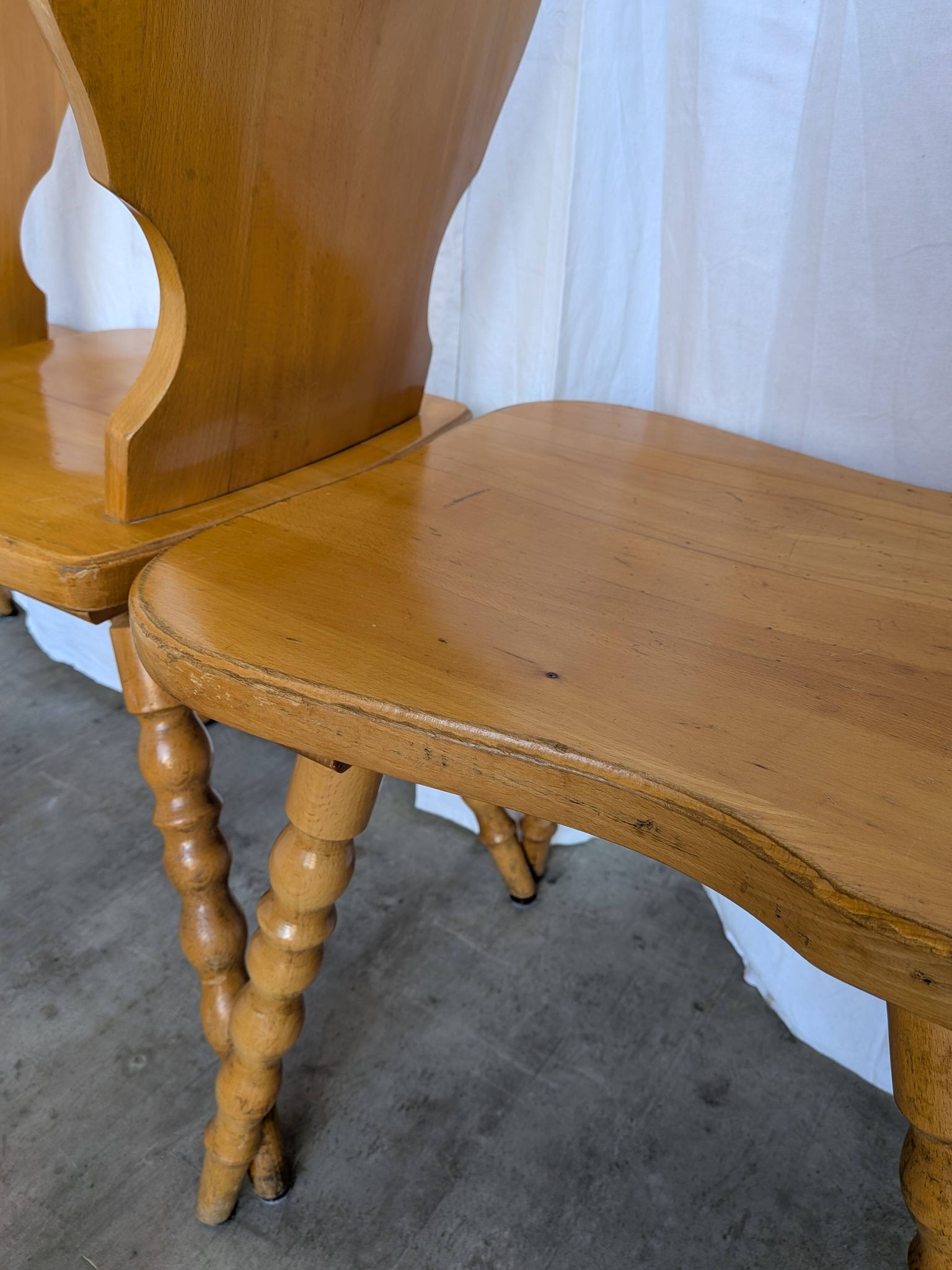 Set of 6 Vintage Tyrolean Heart Cutout Wooden Dining Chairs, Farmhouse