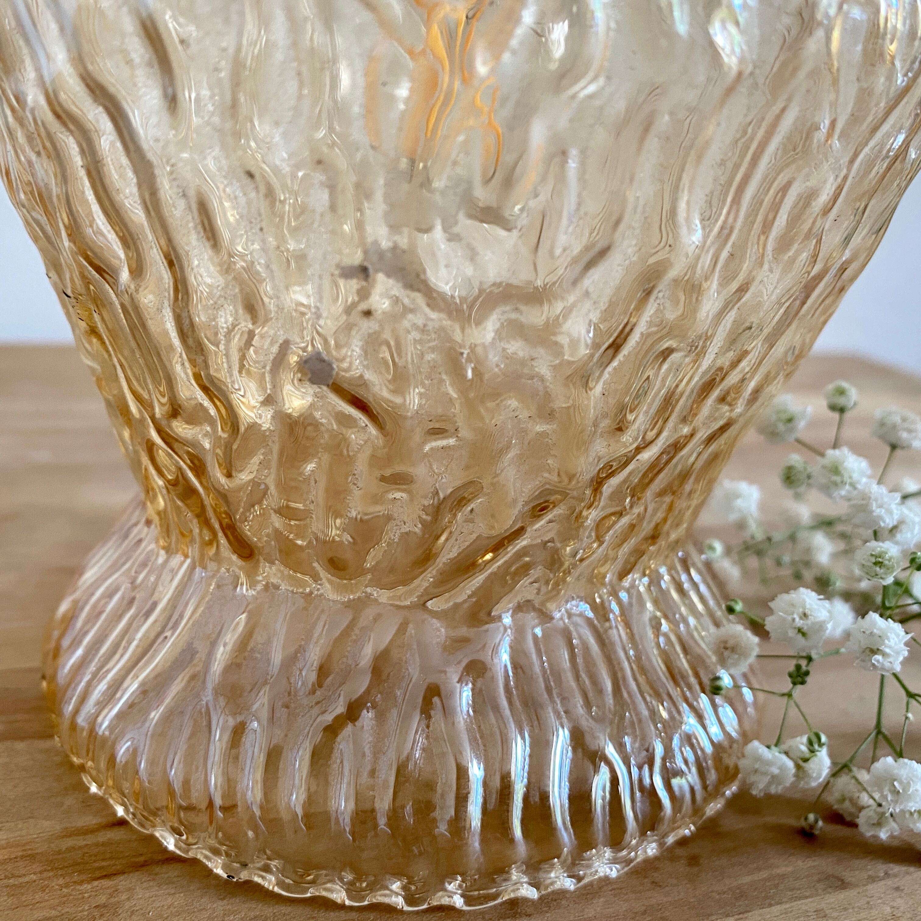 Vintage tulip lamp in amber glass