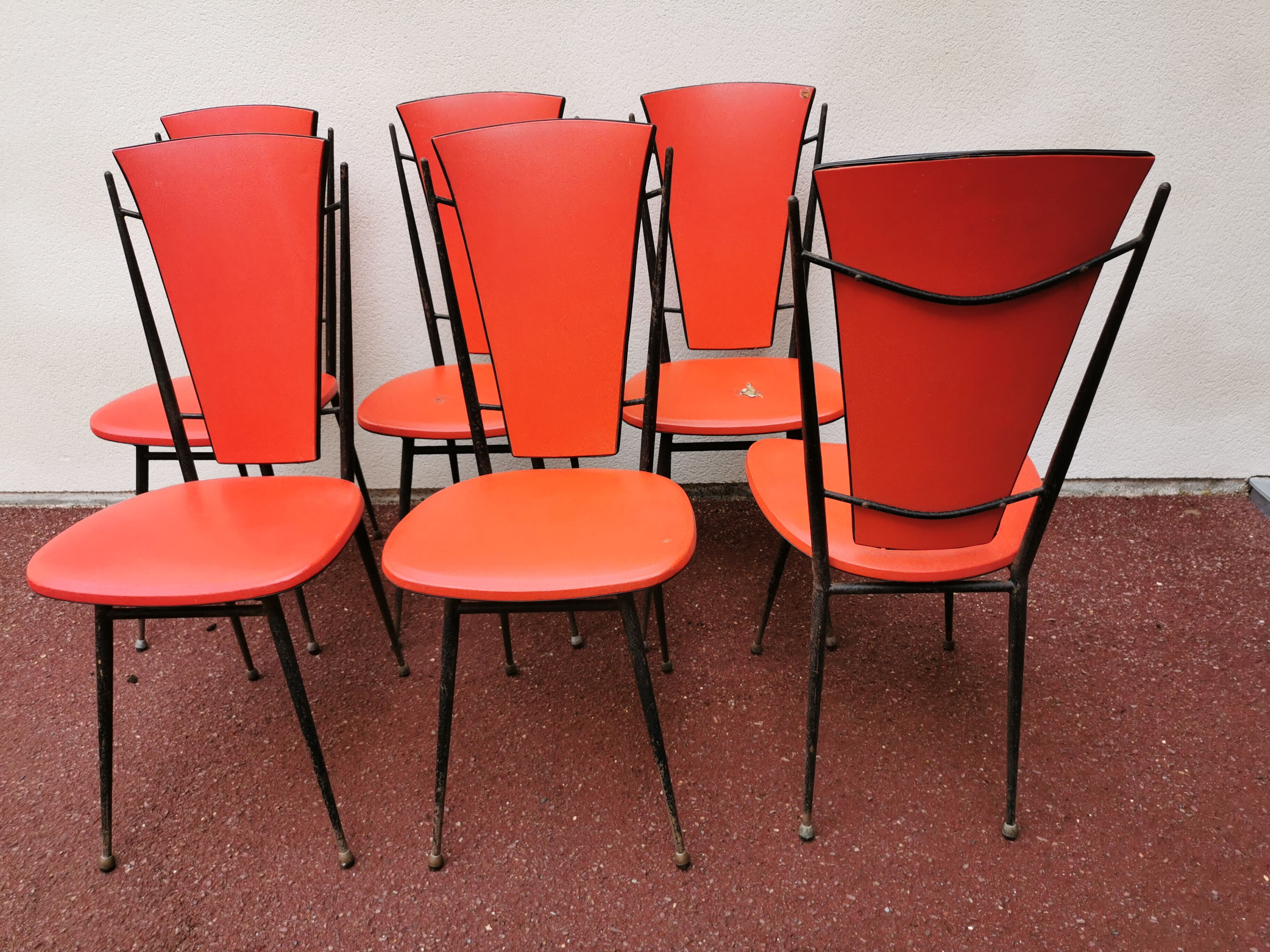 series of 6 Vintage red chairs design COLETTE GUEDEN 60s
