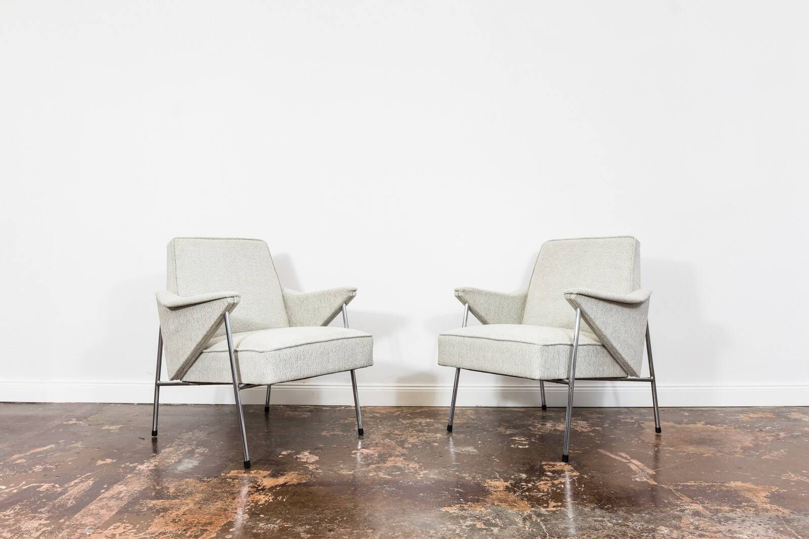 Vintage metal armchairs “Bat” by Wchód Zadziele, Poland, 1960s