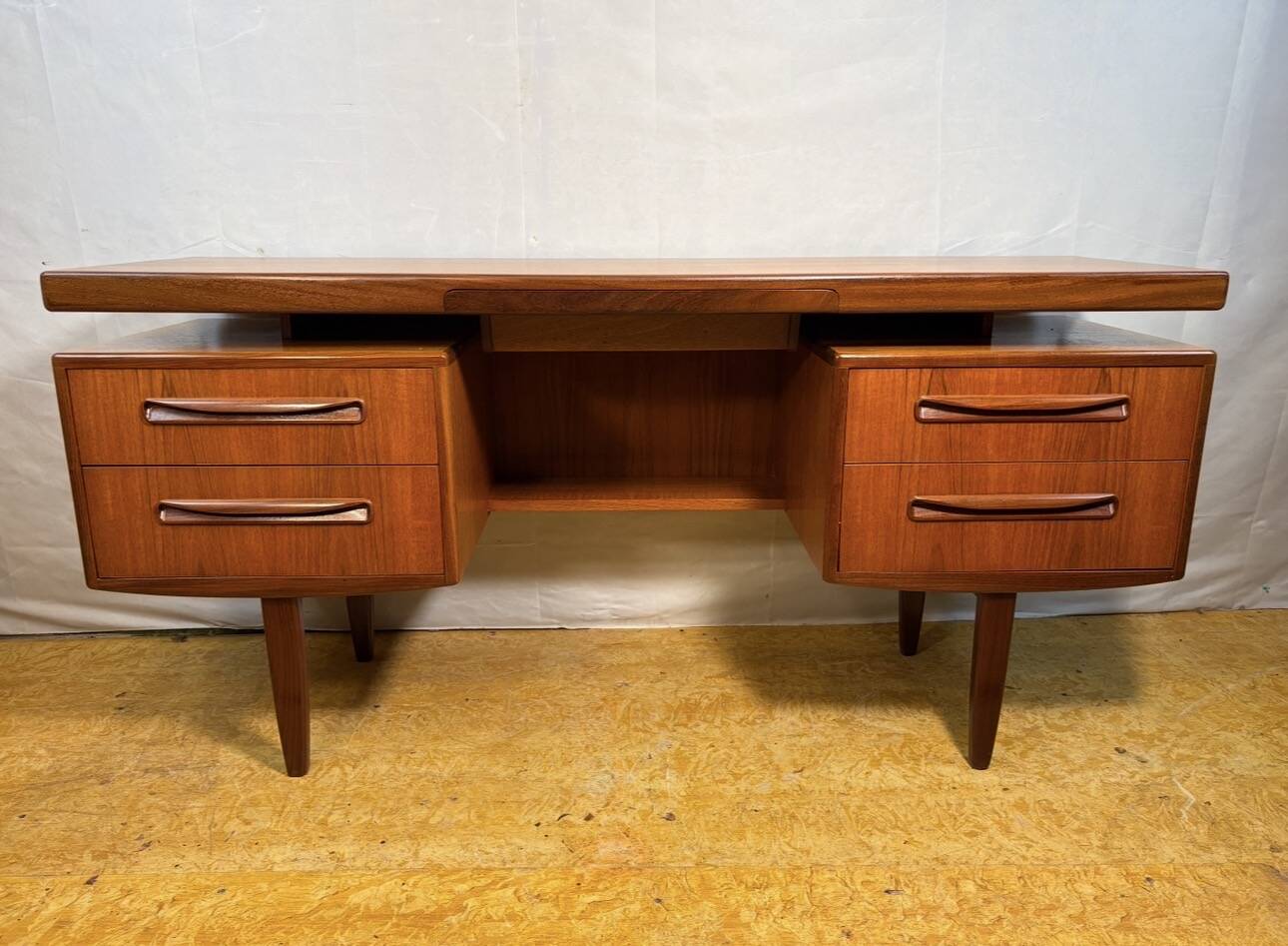 Mid-Century Retro Vintage Teak Desk Dressing Table by G Plan – Fresco Range