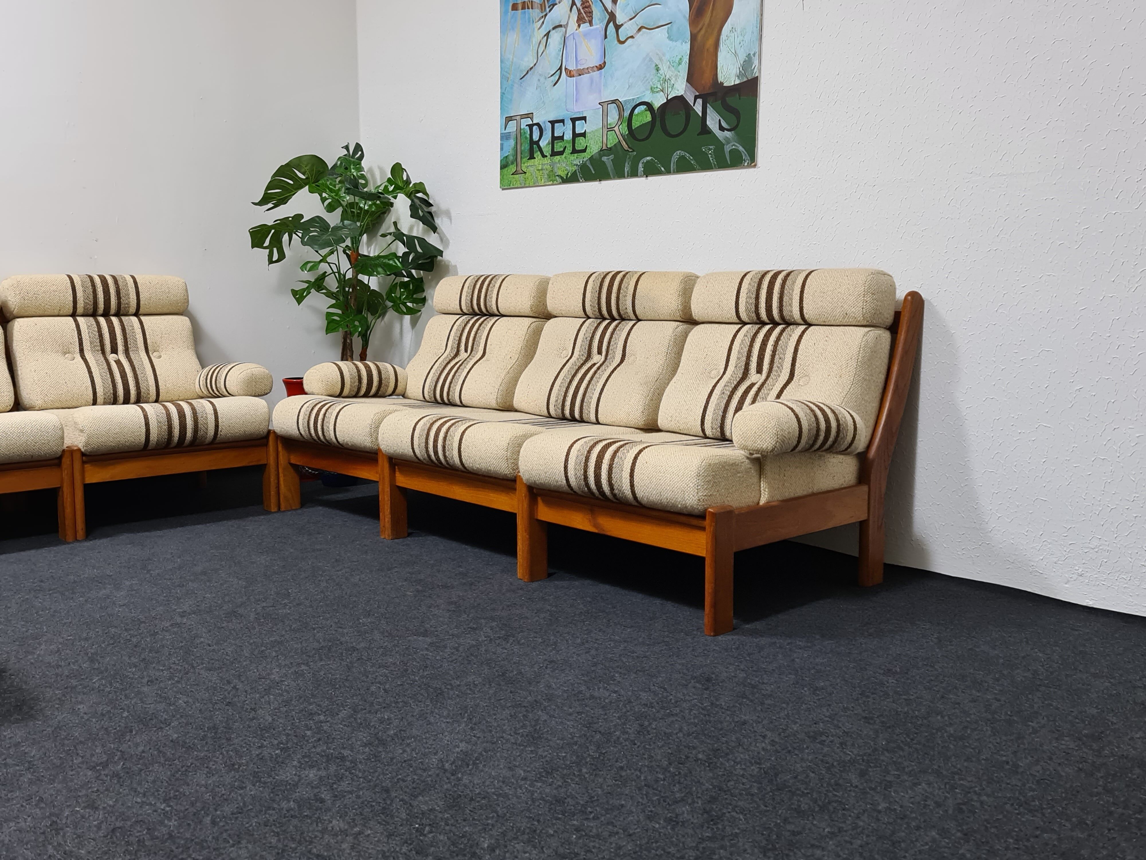 Set de salon vintage des années 70 en teck 6 pièces