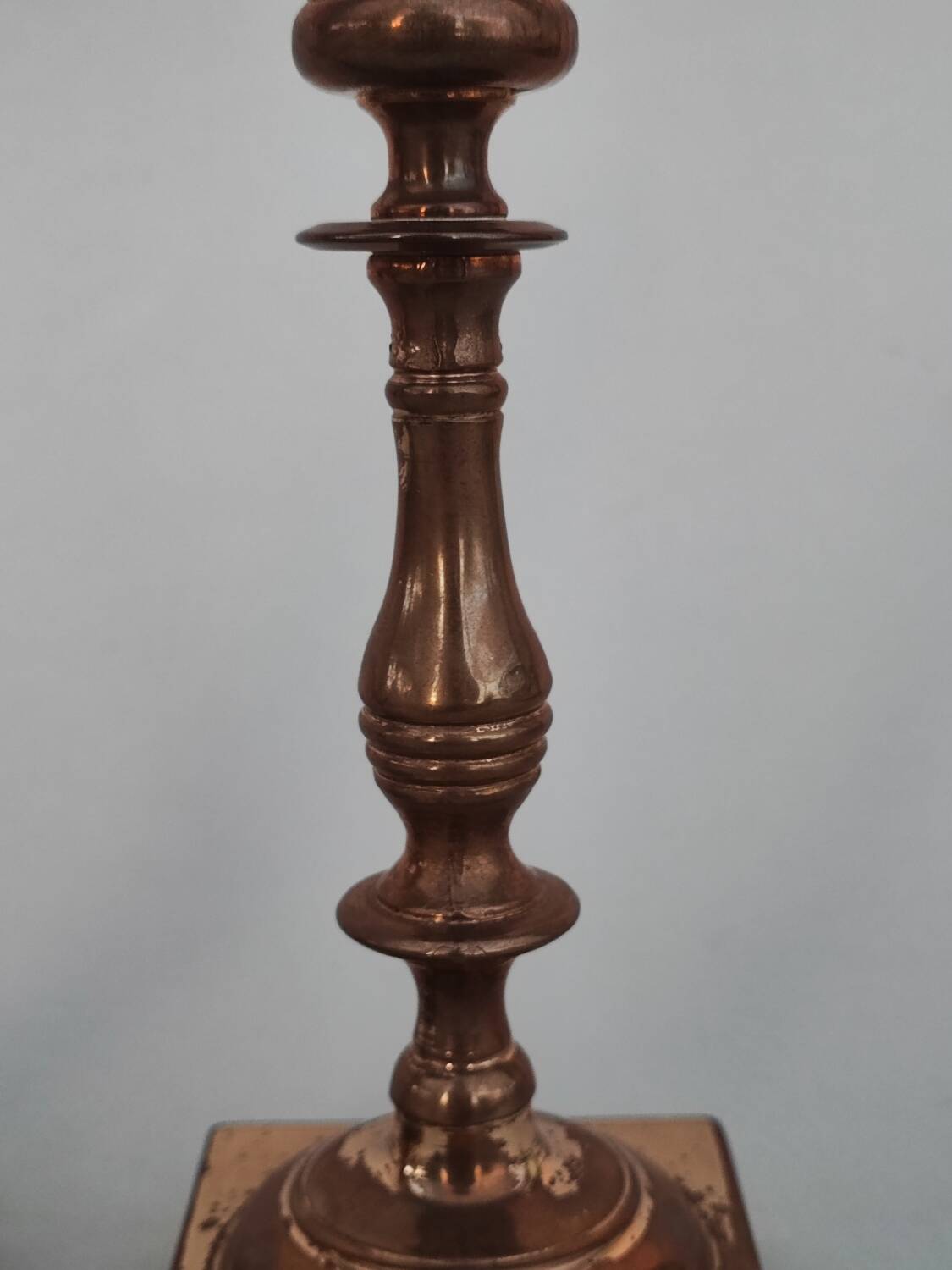 Paire de chandeliers anglais en bronze
