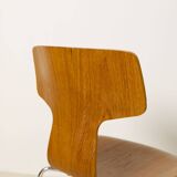 8 chaises T en teck, conçues par Arne Jacobsen pour Fritz Hansen, années 1980