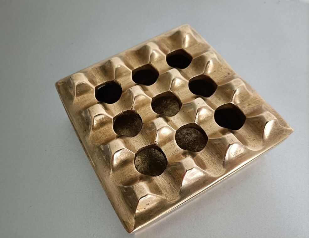 Ashtray ultima brass year 70