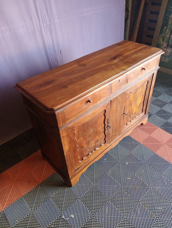 Buffet campagnard, buffet noyer 2 portes