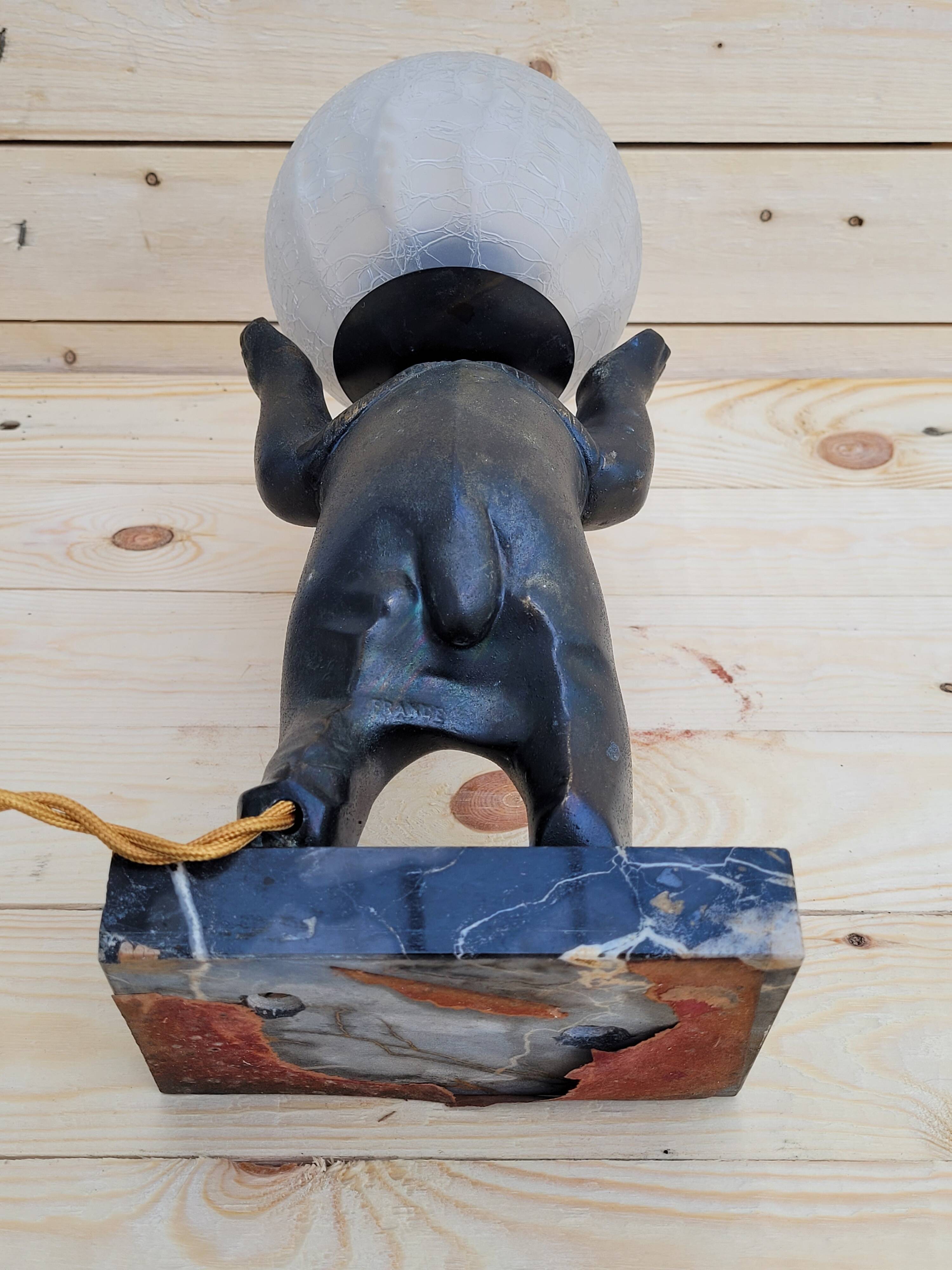 Art deco Bear lamp signed by the artist Irénée Rochard, circa 1930.