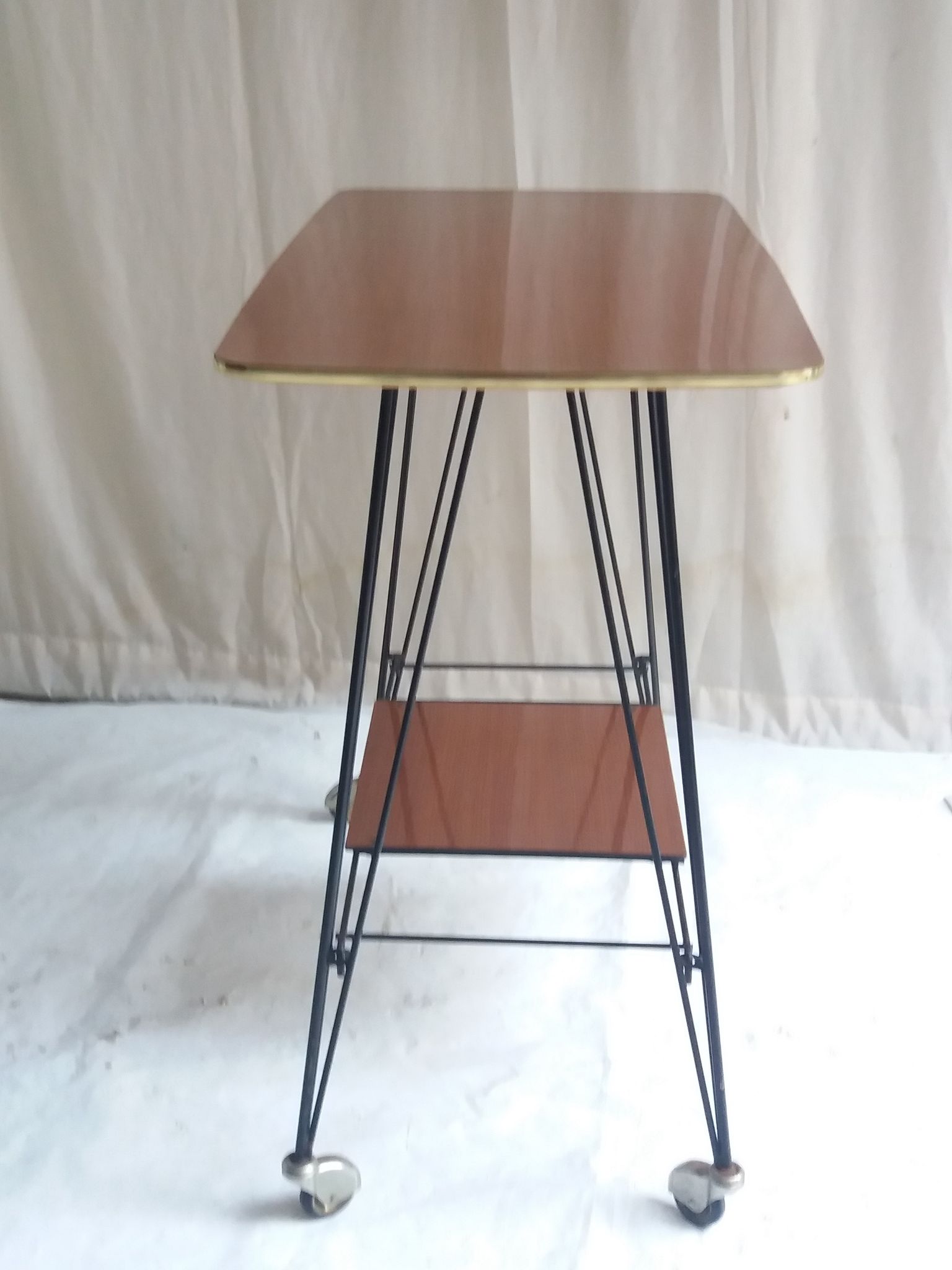 Desserte vintage des années 60