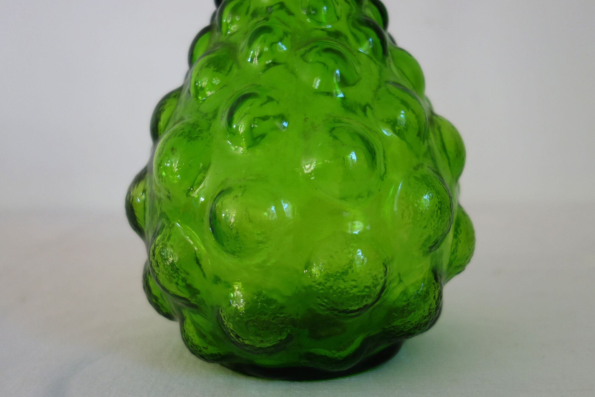 Carafe bottle in green glass bubbles Empoli 60s