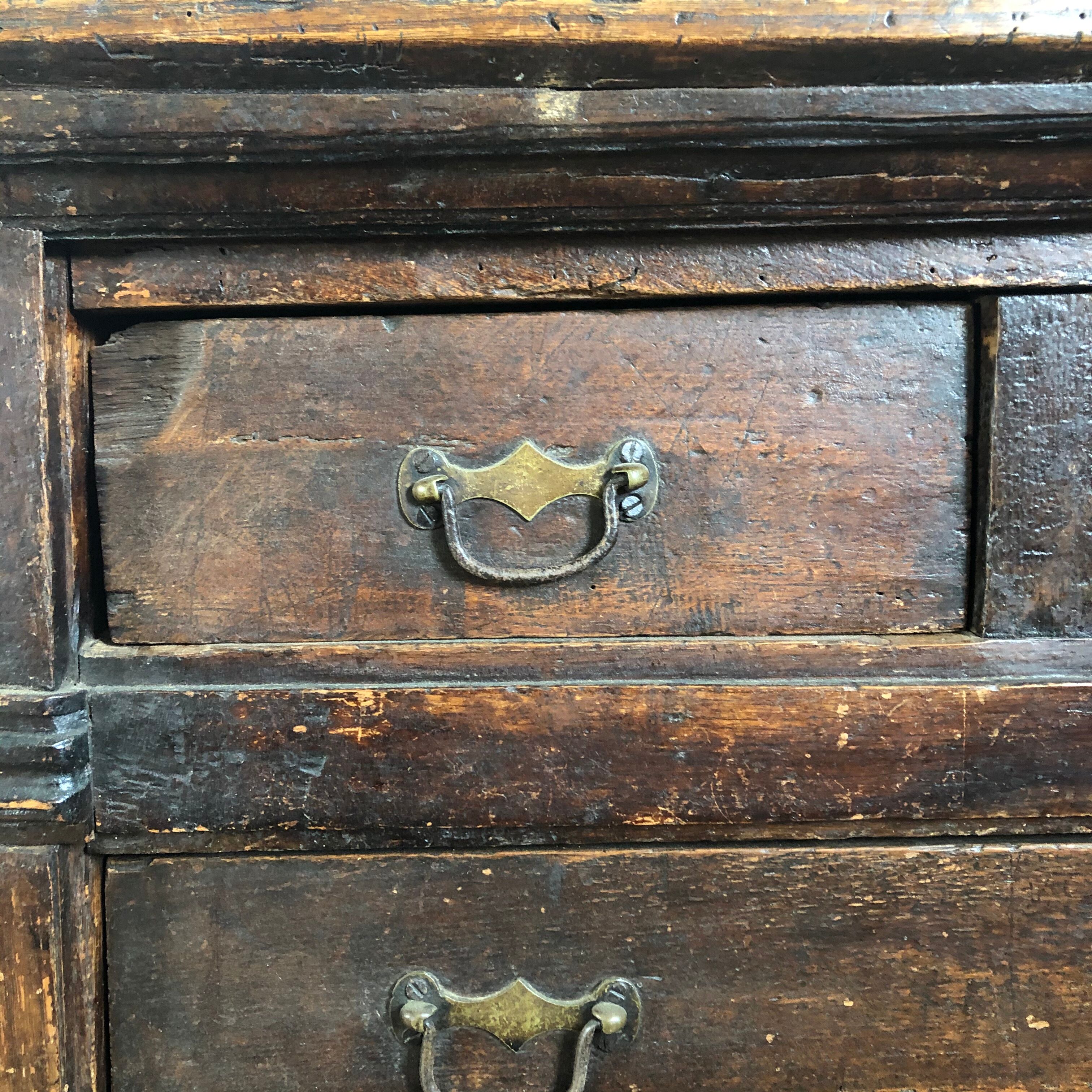 Former dresser - Popular Art XlX