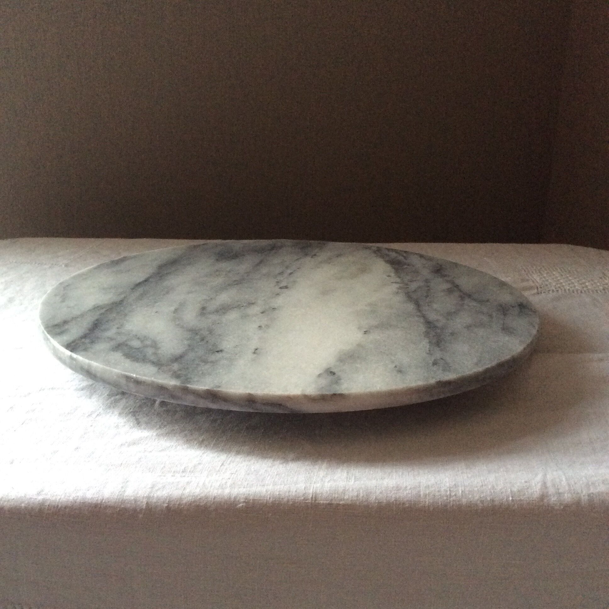 Plateau rond en marbre
