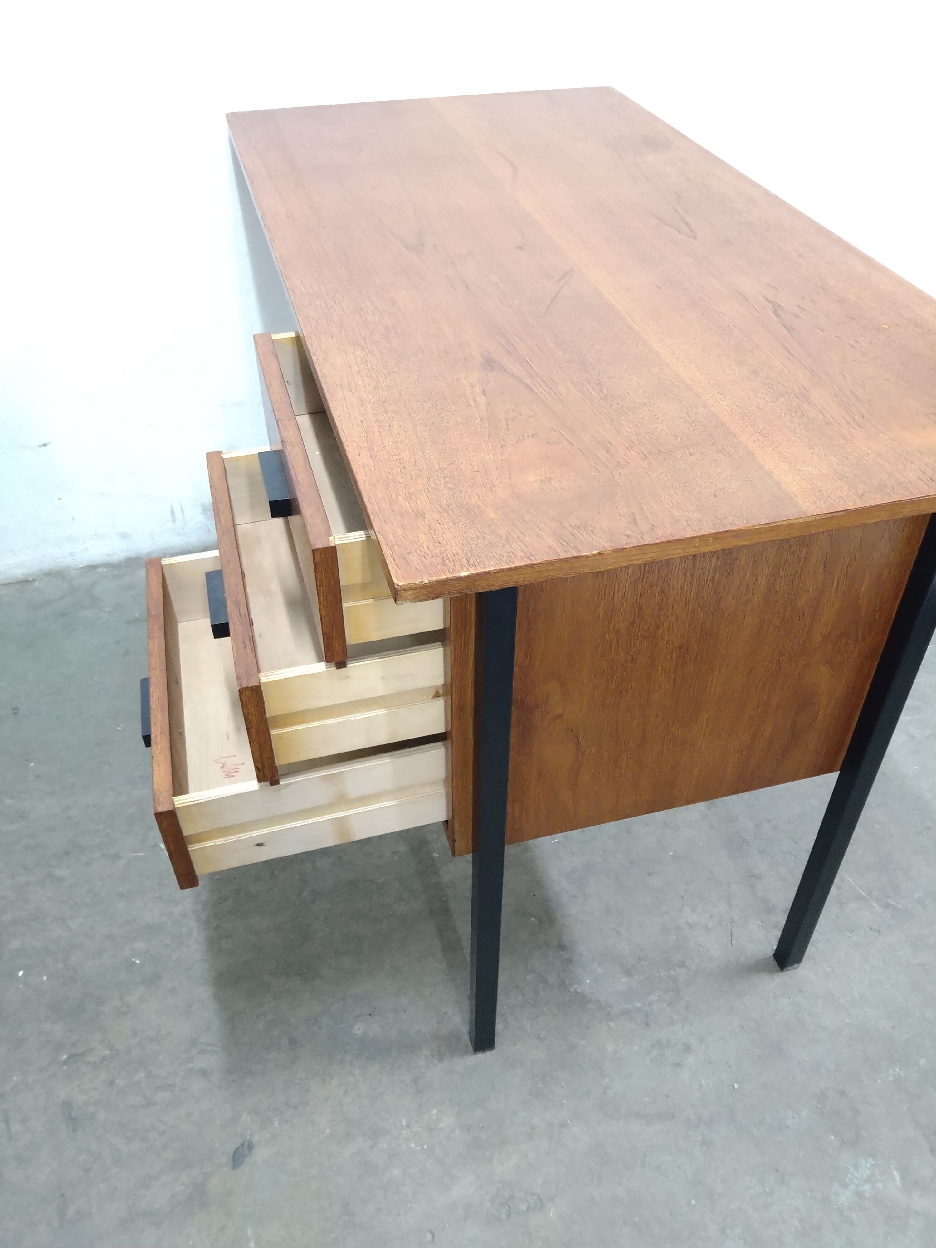 Scandinavian agency vintage