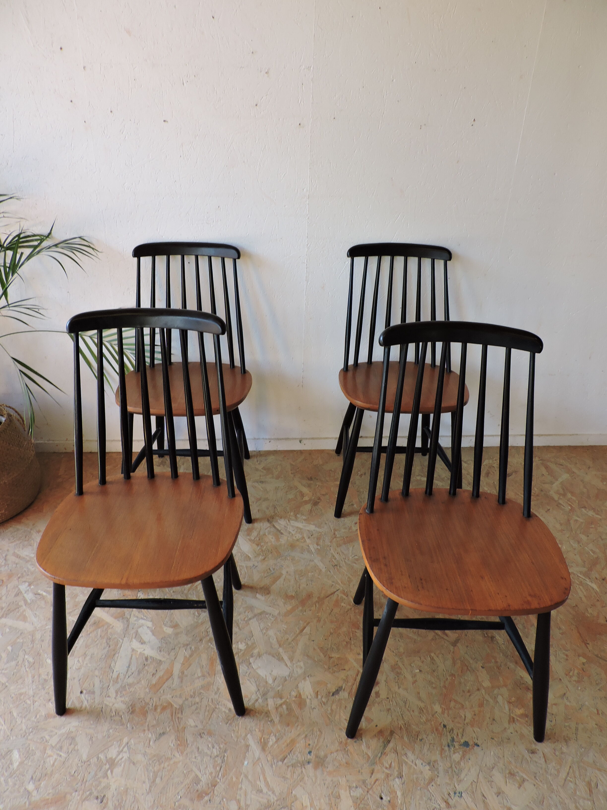 Set of 4 chairs Swedish 60s