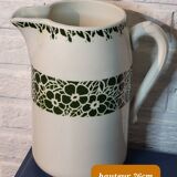 Toilet pitcher