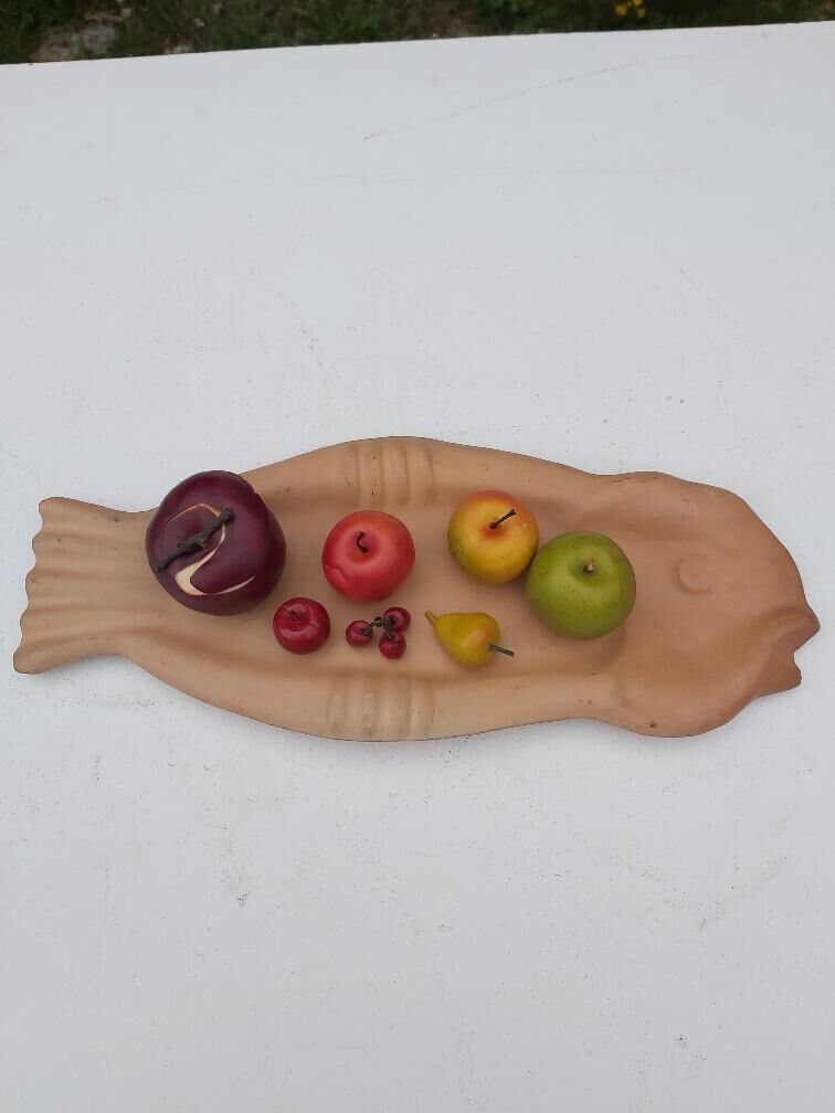 Vintage ceramic fish dish