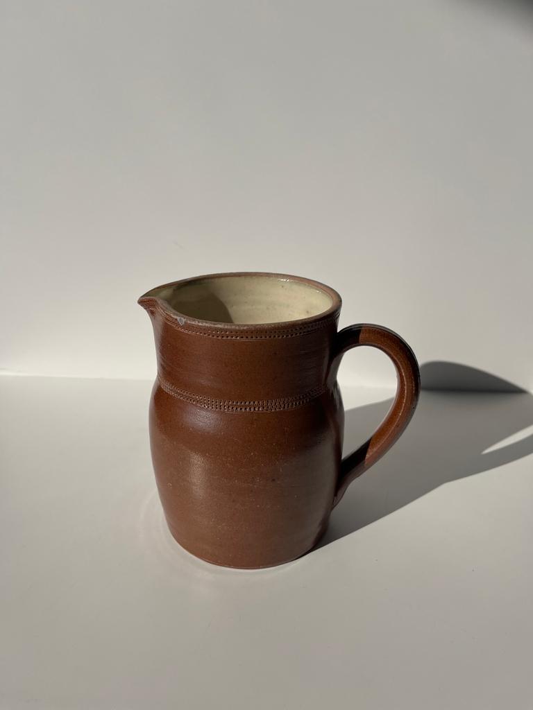 Brown ceramic pitcher H: 20 cm