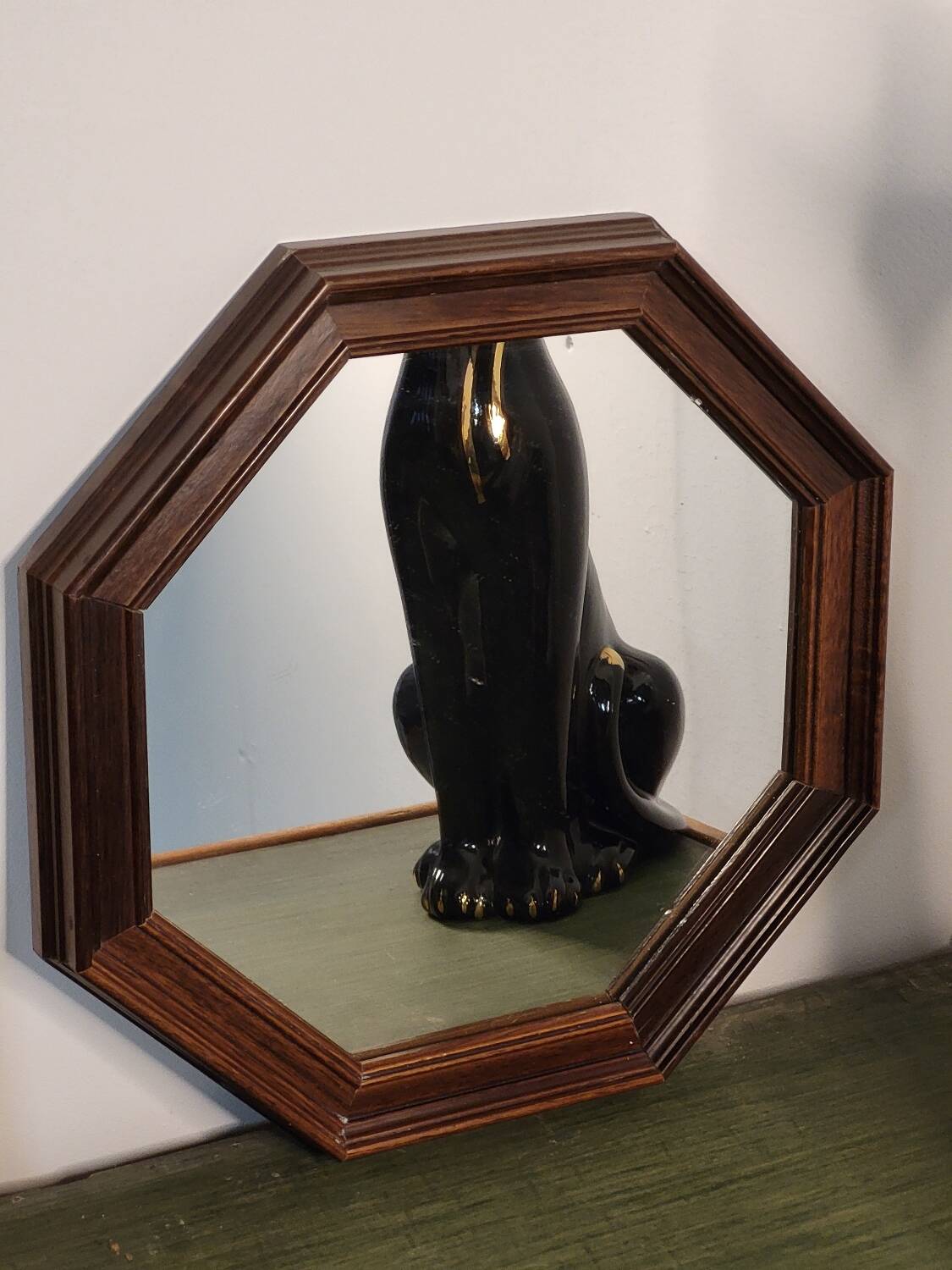 Octagonal mirror