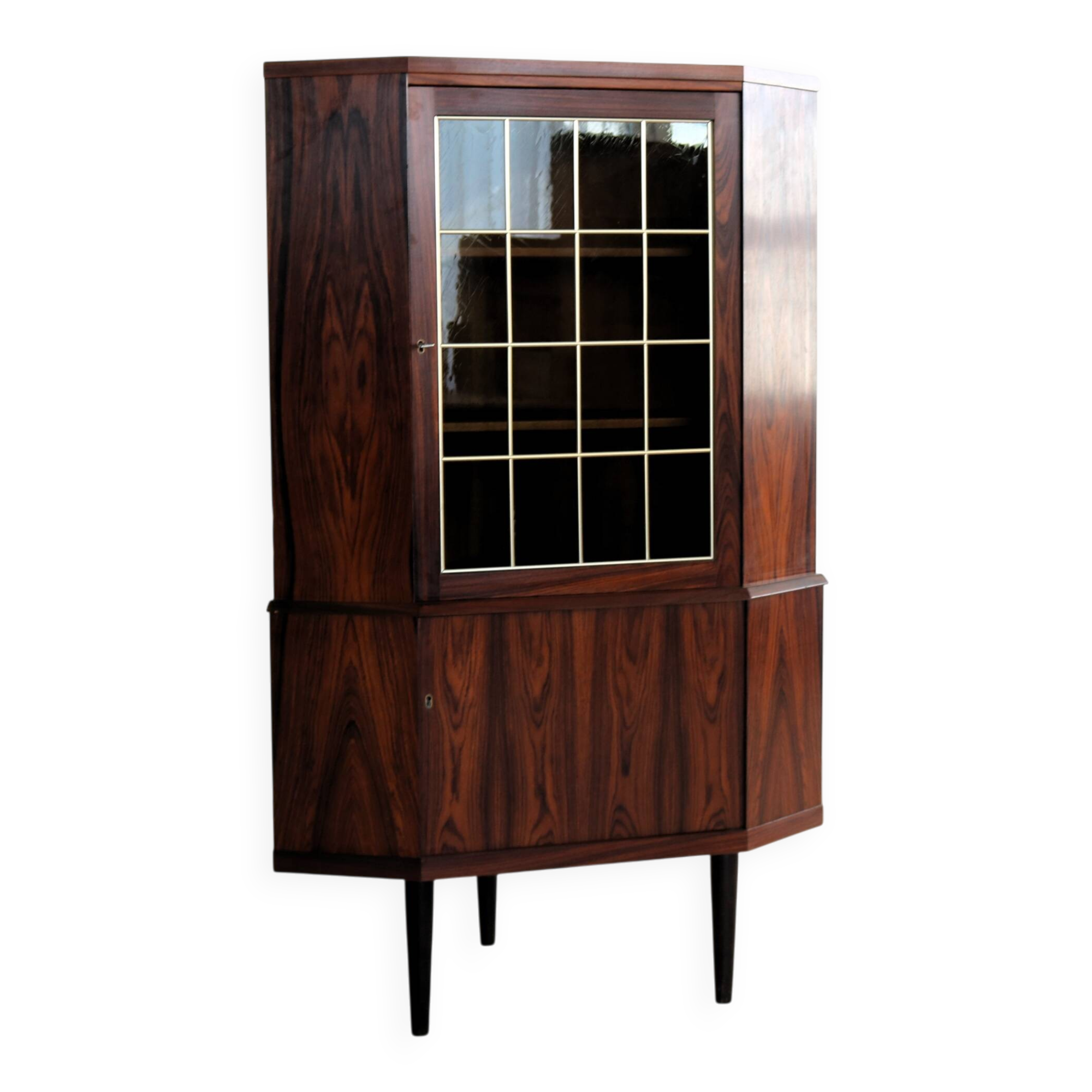 Vintage display cabinet | corner cabinet | 1960s | Danish