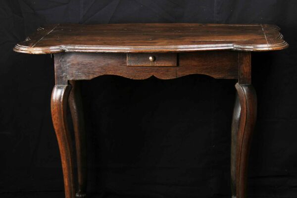 table à jeux Louis XV d'époque quadrilobée