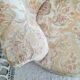 Floral toad armchair with fringes