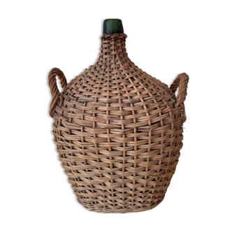 Lady Jeanne Jeanne surrounded by wicker