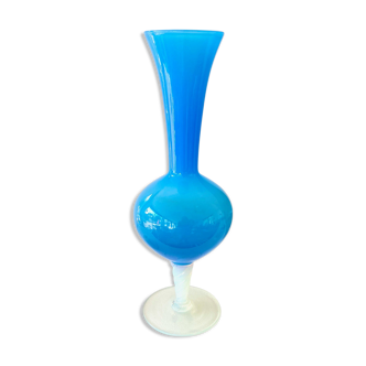 Soliflore opaline vase