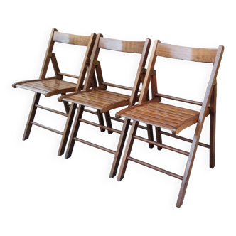 3 chaises pliantes vintage en bois massif
