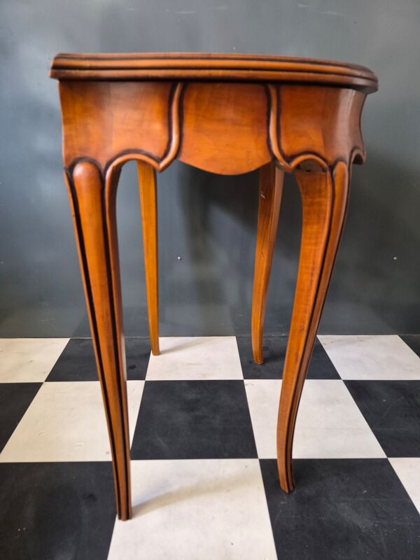 Petite coiffeuse table de nuit chevet style Louis XV
