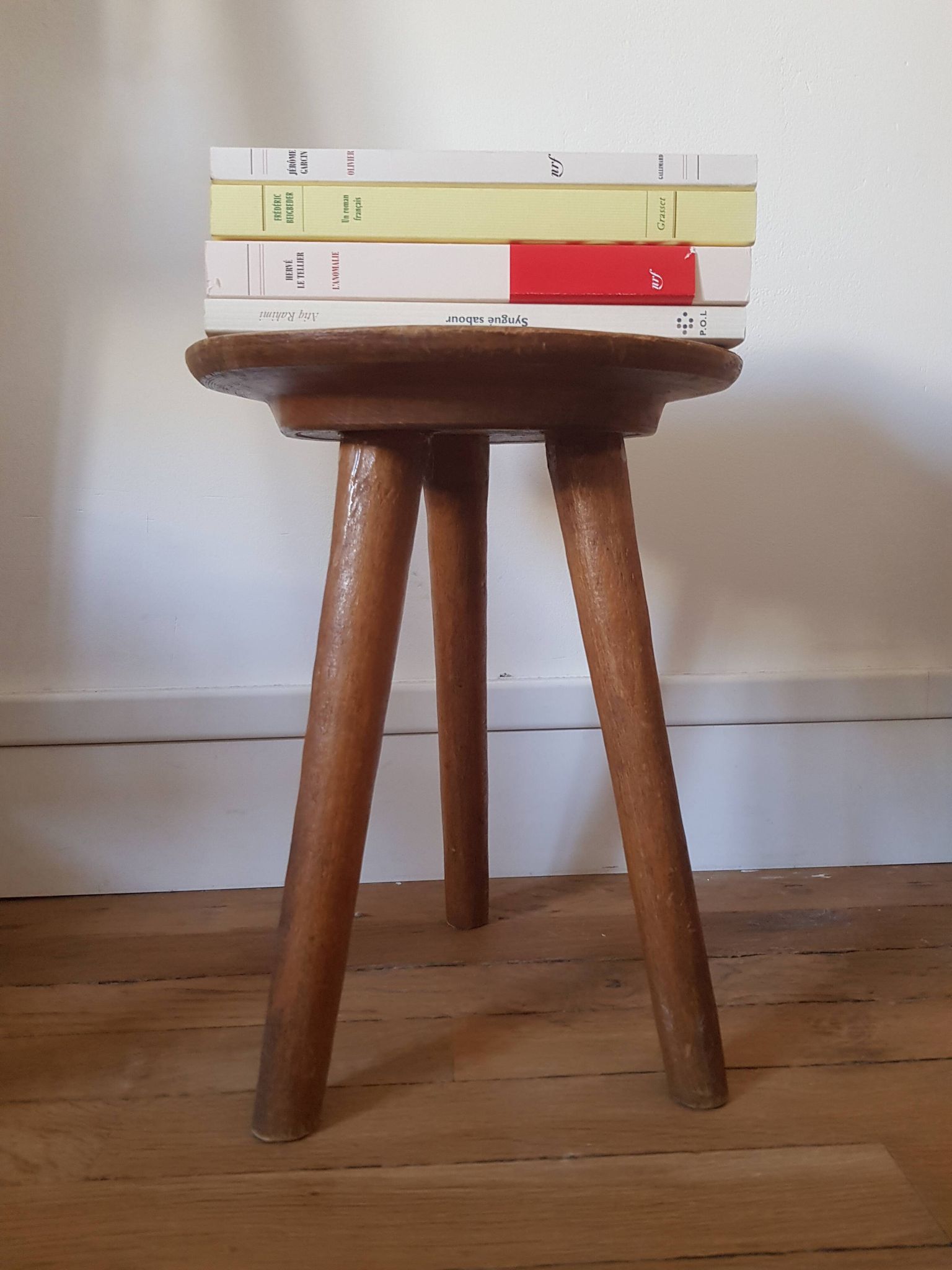 Tabouret tripode années 60