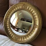 Bulging mirror called witch Deknudt