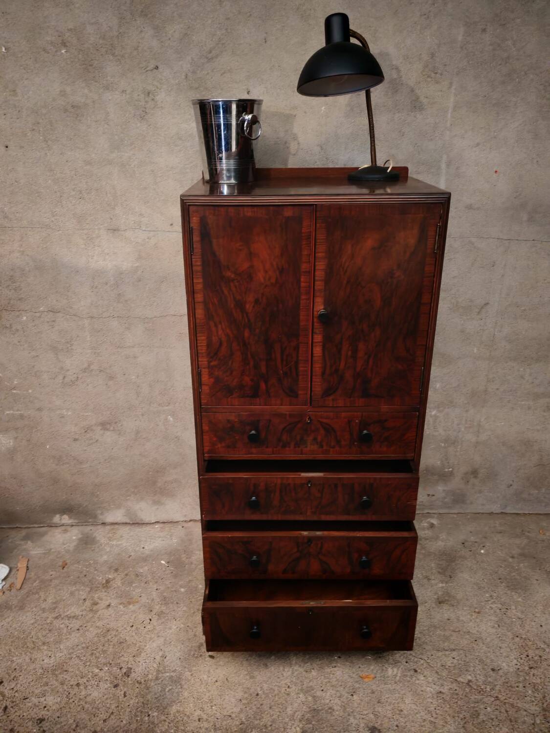Mahogany chest of drawers Maple & Co