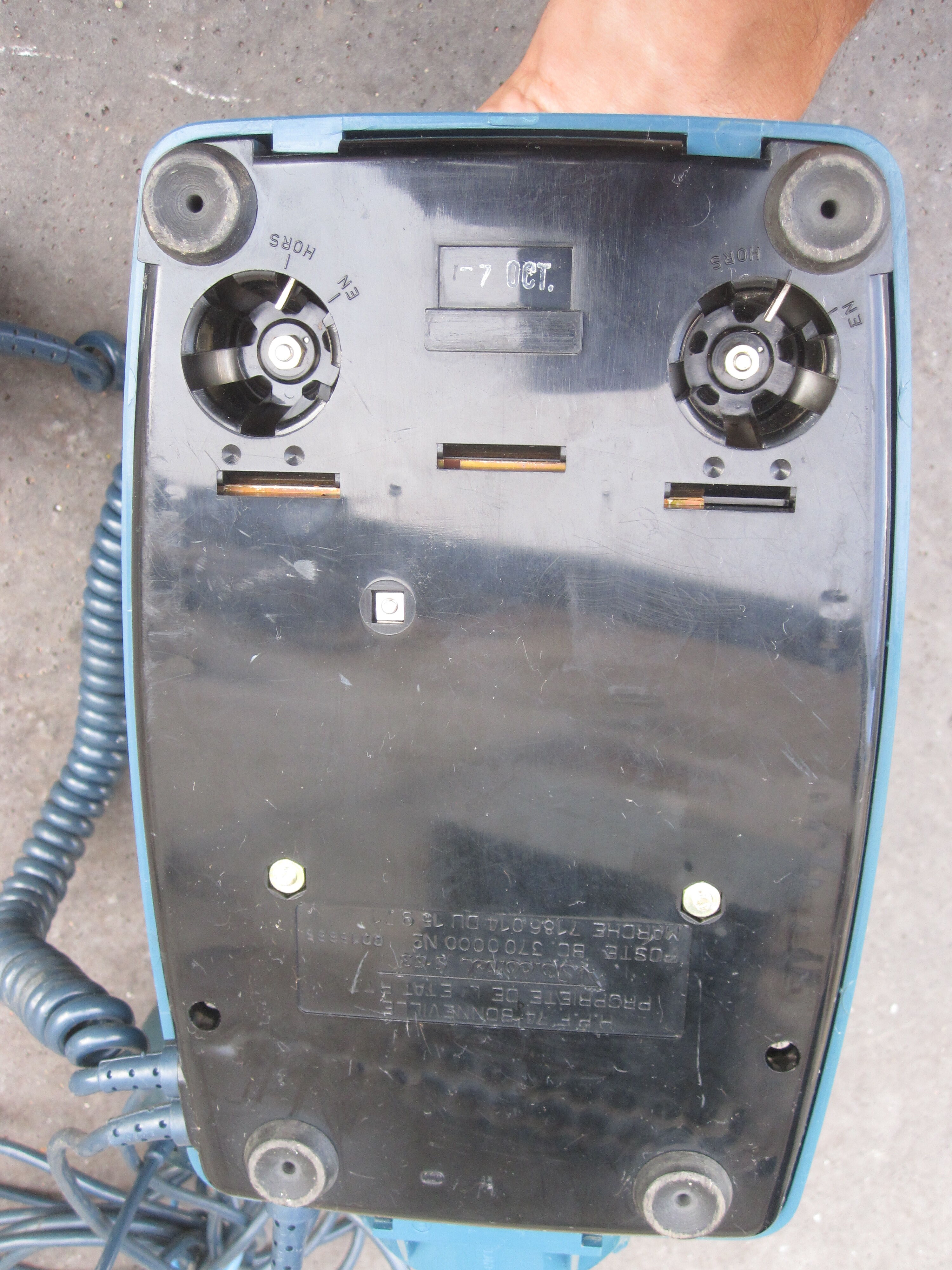 Phone Socotel blue green and blue s63