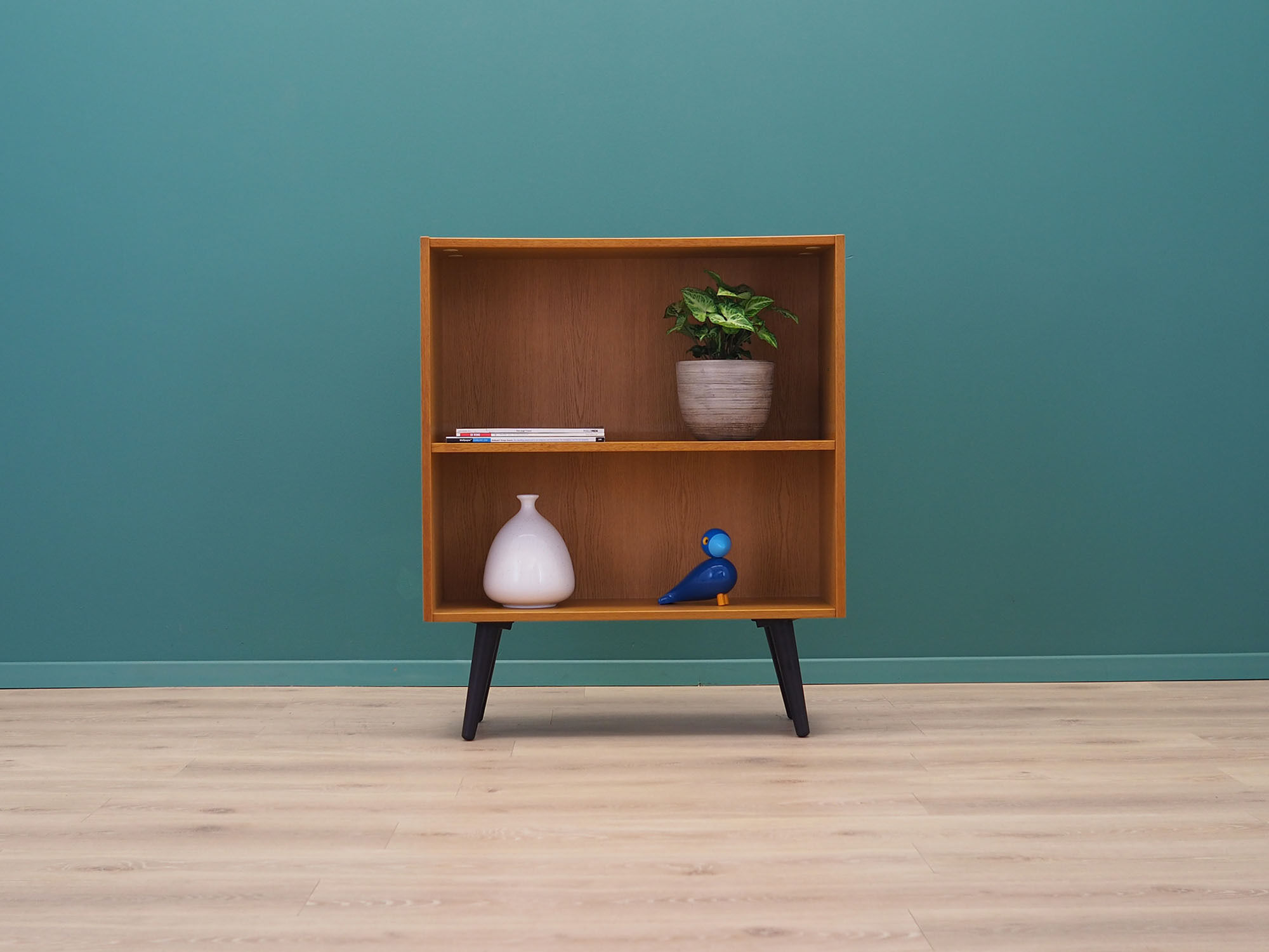 Bibliothèque en frêne, design danois, années 1970, fabriquée par Domino Møbel