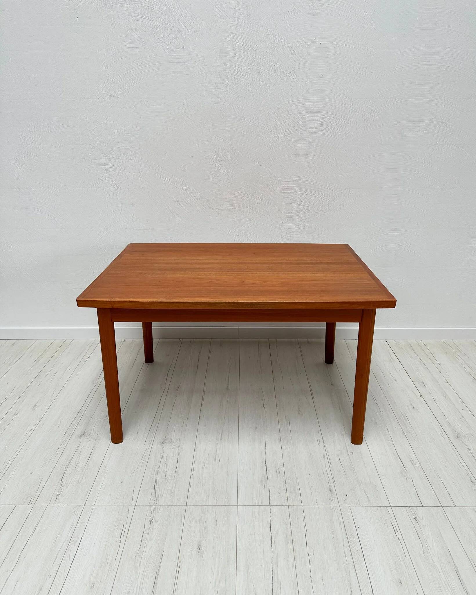 1960s large vintage Danish teak extendable dining table by Vamo Sønderborg