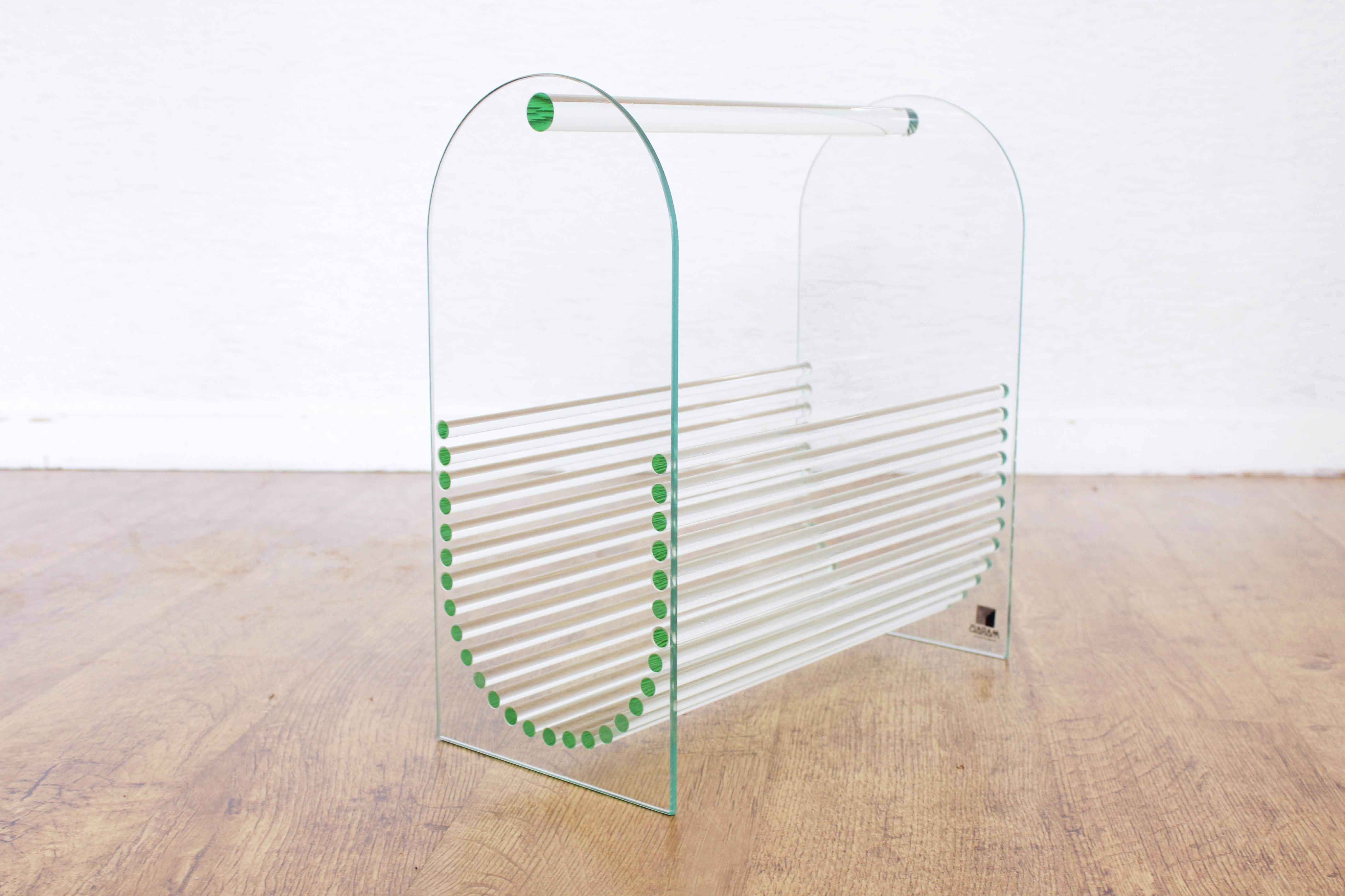 Marais international glass magazine door