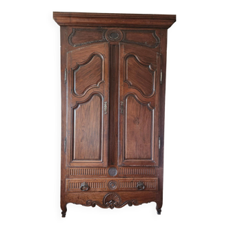 Armoire ancienne