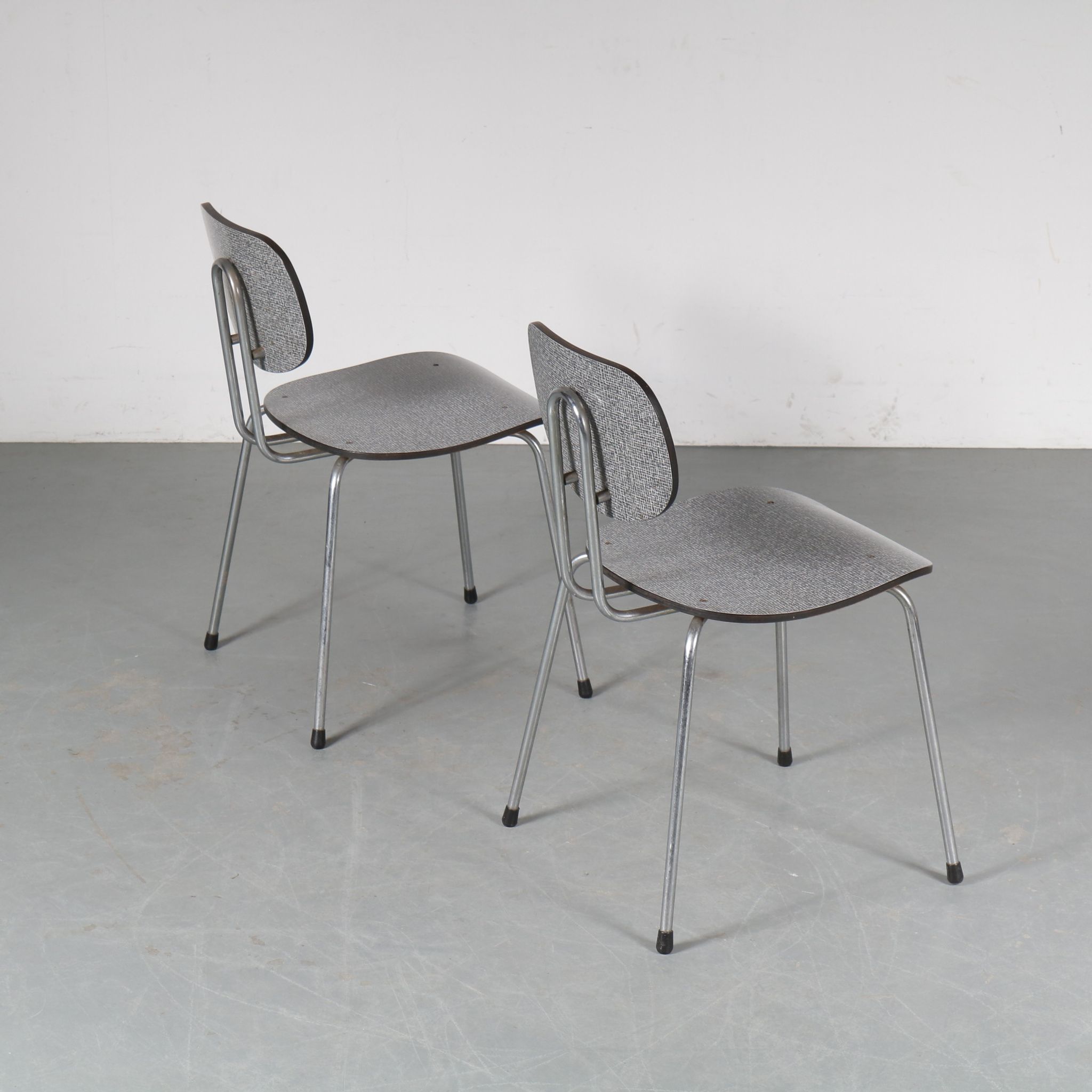 Pair of “CT2” dining chairs by Willy van der Meeren for Tubax, Belgium 1950