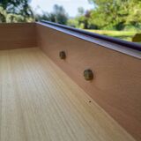 Dressing table model "Ingrid" produced by Mondial literie.