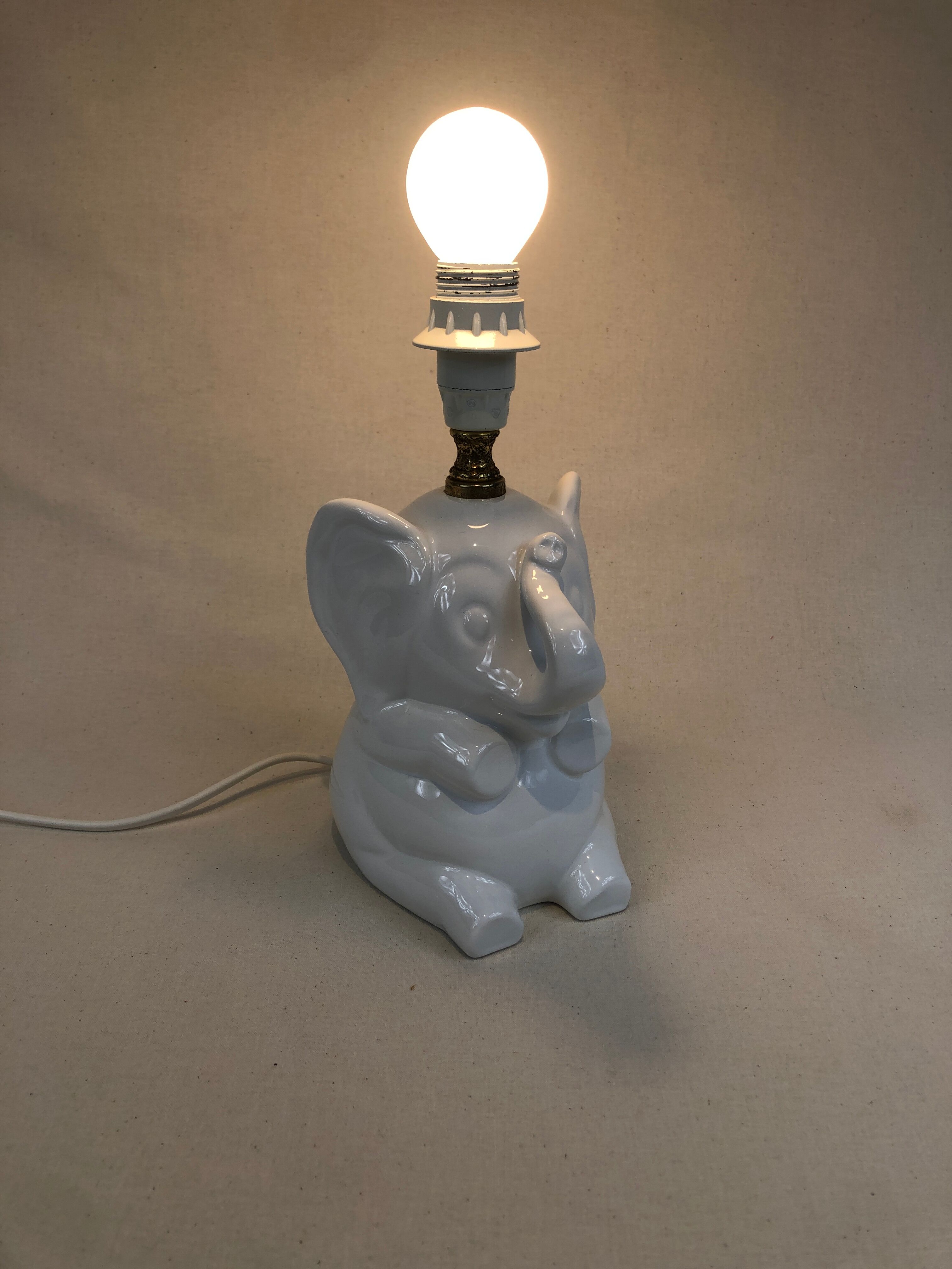 Ceramic elephant lamp