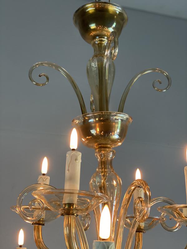 Lustre en verre mordoré deux étages et 12 bras de lumière vers 1940