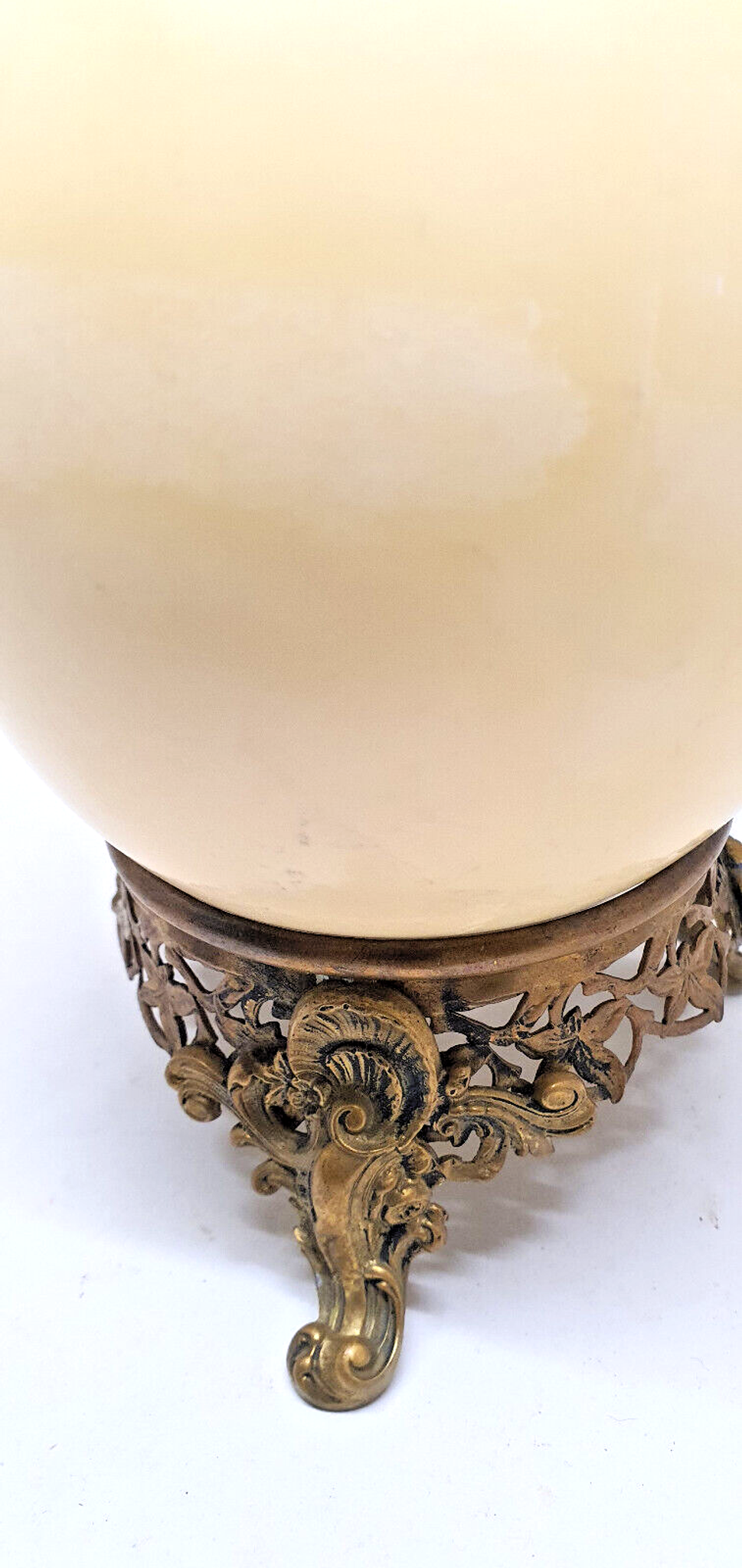 Ostrich egg on bronze foot beautiful deco pattern cabinet of curiosities