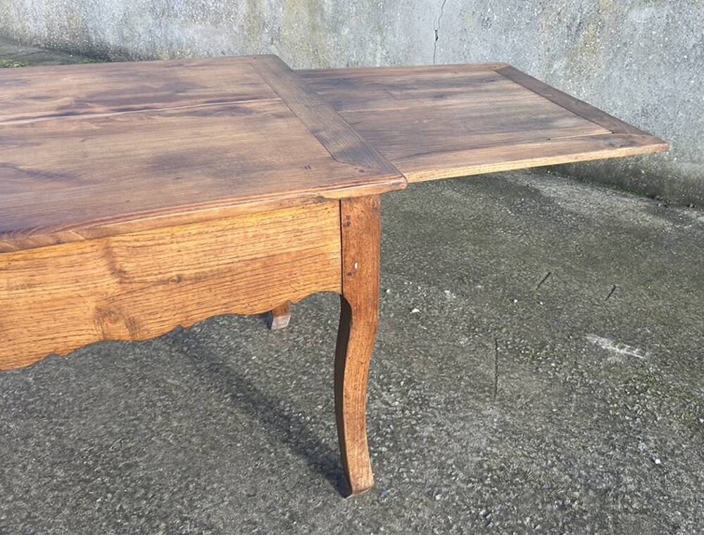 Solid oak farmhouse table, one drawer, vintage, early 20th century.